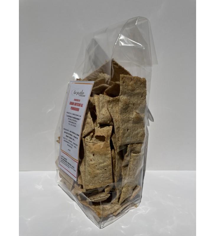 Crackers di grani antichi al pomodoro